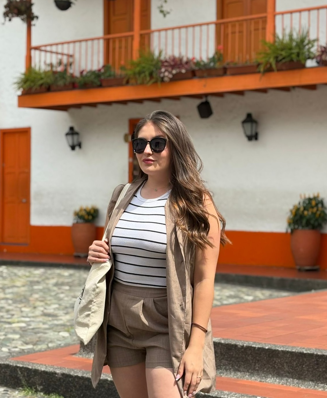 Brenda Ramirez — Estratega de marketing digital y contenido